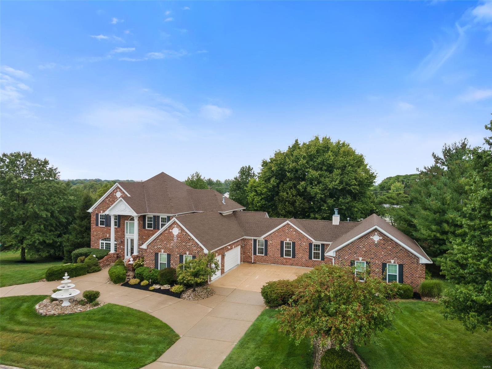 5328 Enchanted Drive Weldon Spring, MO 63304 - Photo 2 of 63 Gallery Image 2