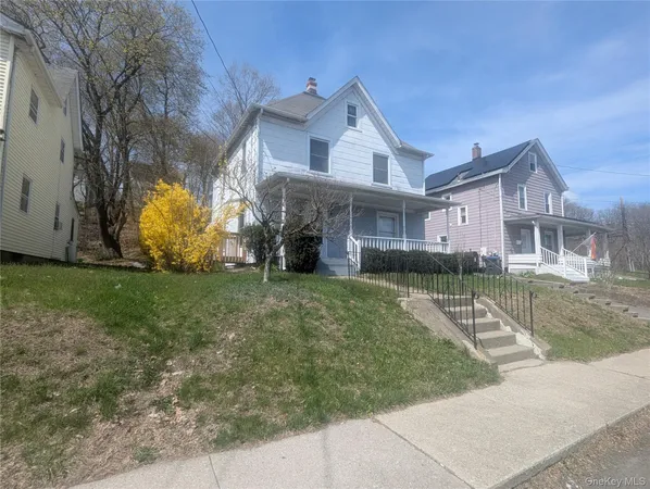 $2,000 | 84 Orange Avenue, Walden, NY 12586