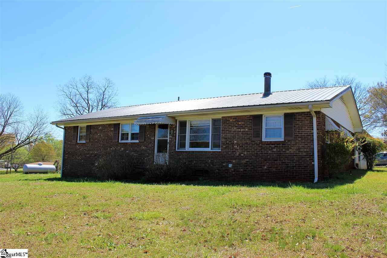 932 Old Furnace Road Boiling Springs, SC 29316 - Photo 1 of 18 Gallery Image 1
