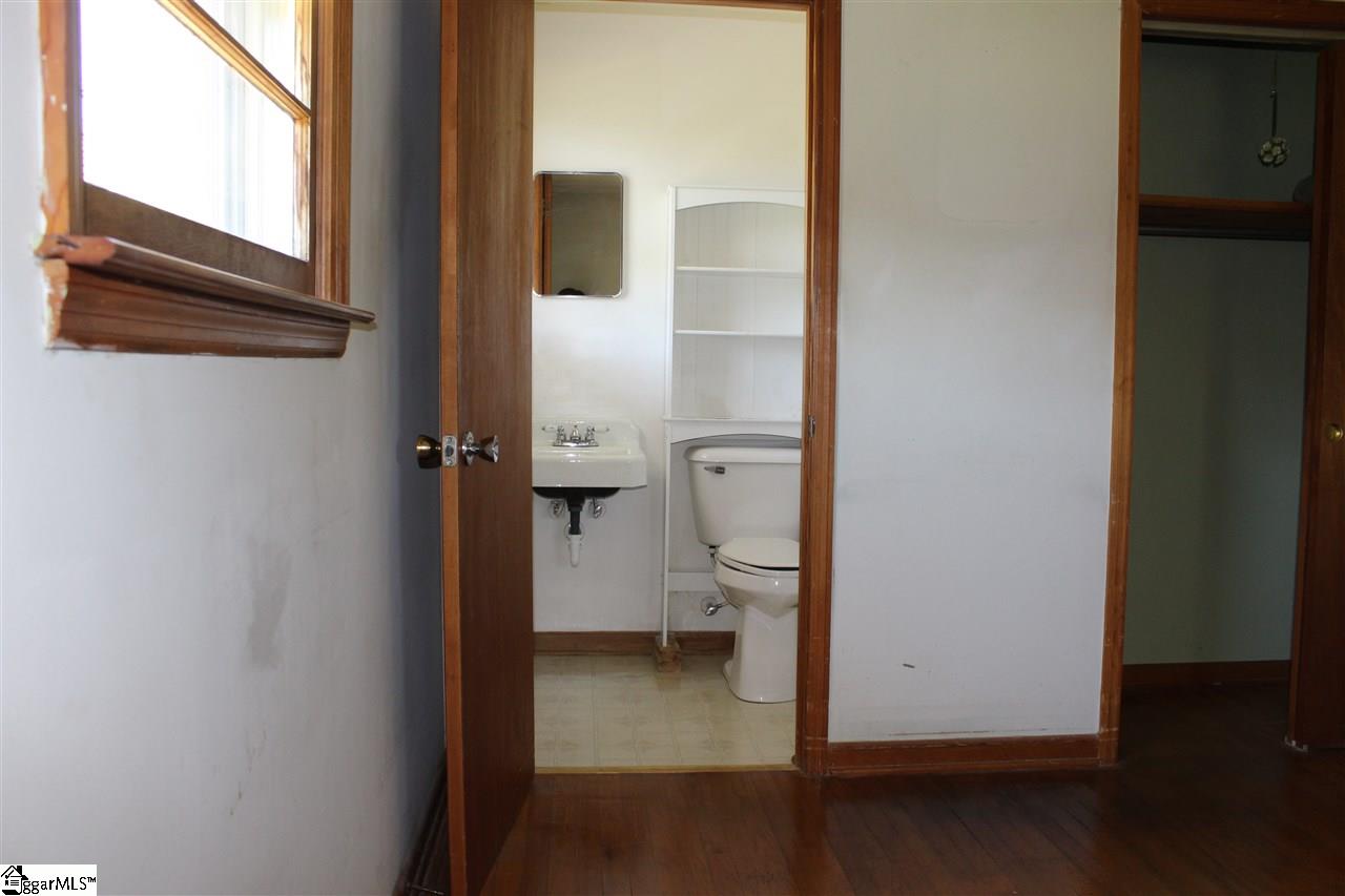 932 Old Furnace Road Boiling Springs, SC 29316 - Photo 14 of 18 Gallery Image 14