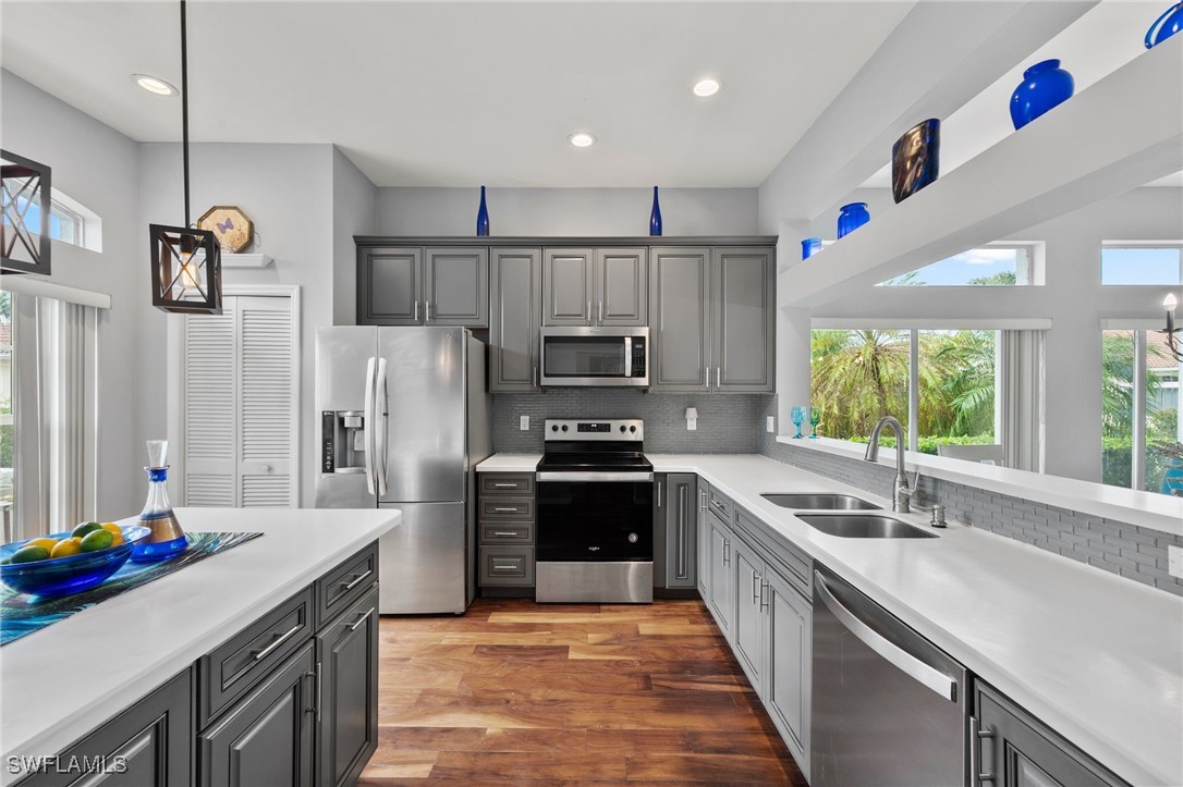 12743 Devonshire Lakes Circle Fort Myers, FL 33913 - Photo 9 of 34 Gallery Image 9