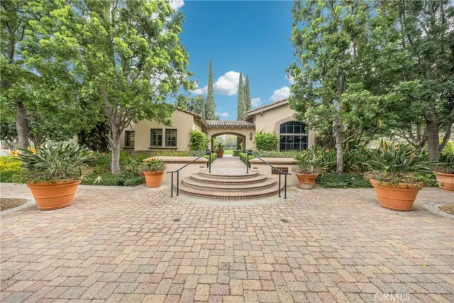 $2,045,000 | 23 Vacaville, Irvine, CA 92602