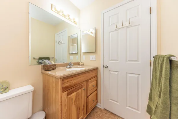 $395,000 | 278 Lyn Anne Court, Unit 27, Ann Arbor, MI 48103