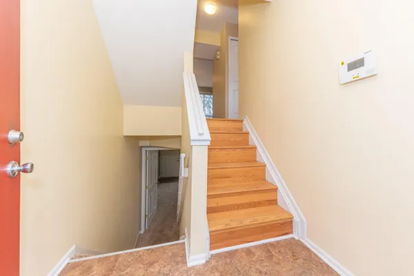 $395,000 | 278 Lyn Anne Court, Unit 27, Ann Arbor, MI 48103