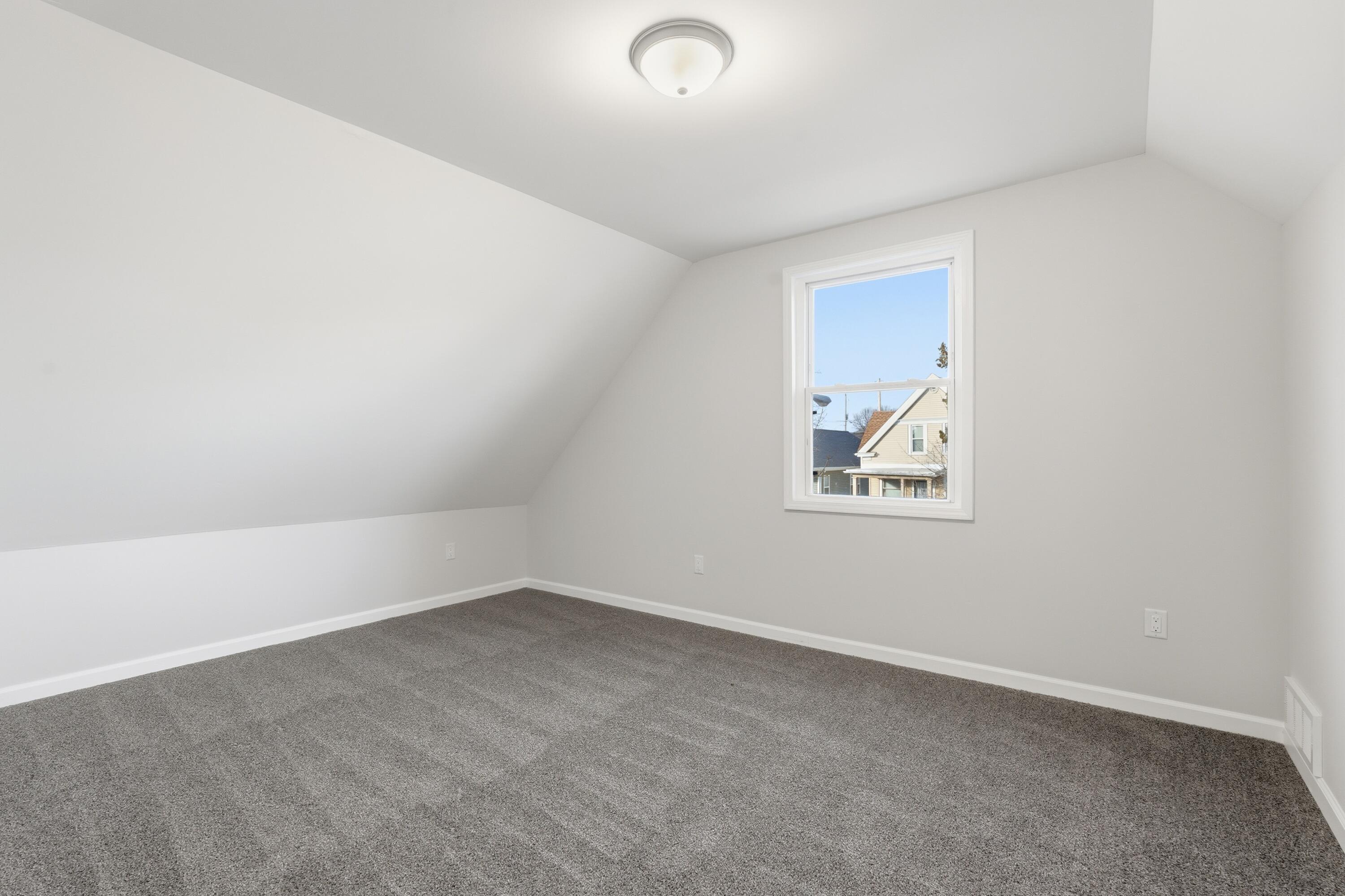 2028 North 23rd Street Milwaukee, WI 53205 - Photo 15 of 20 TMJ05729.jpg-FULL