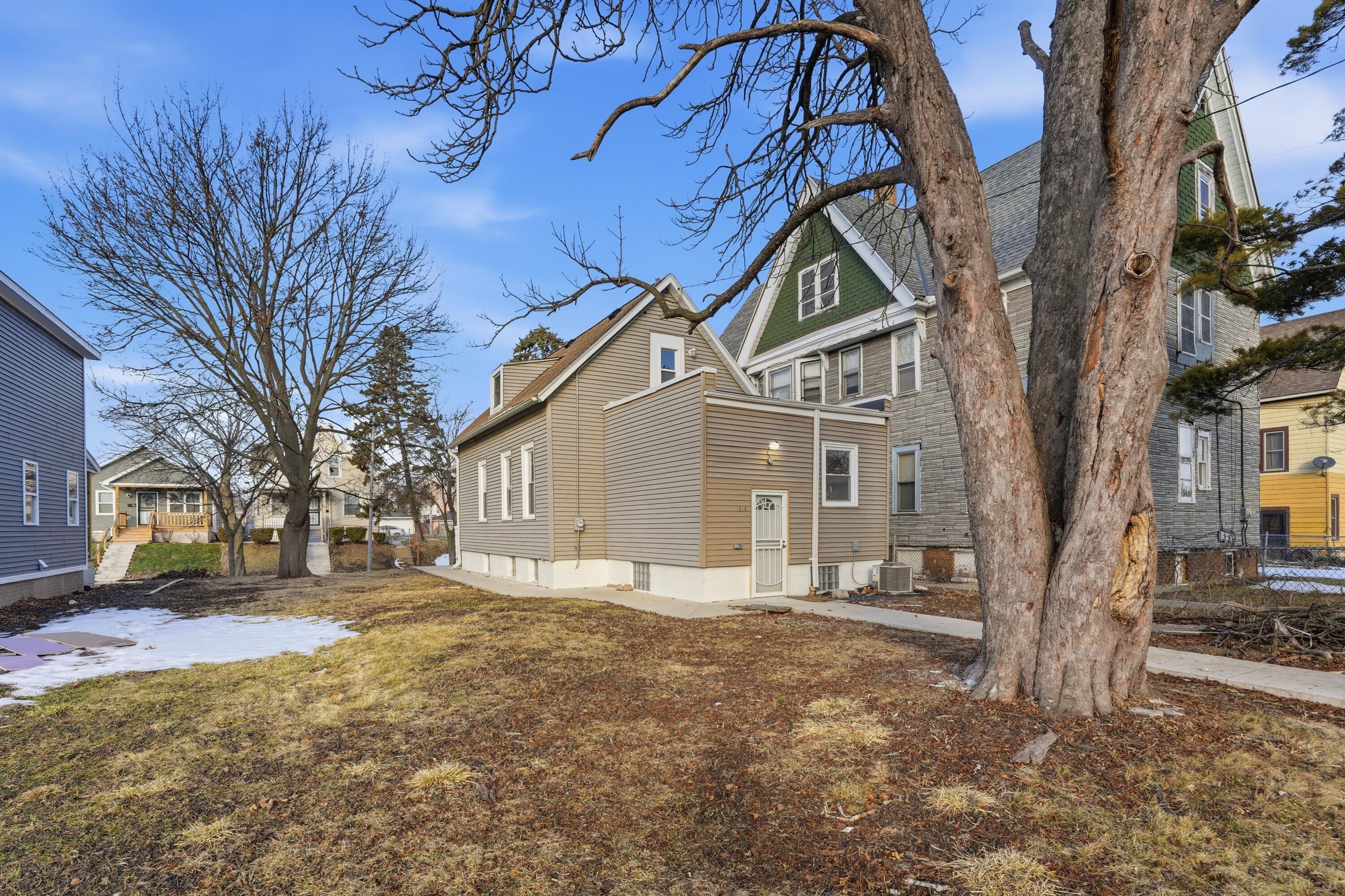 2028 North 23rd Street Milwaukee, WI 53205 - Photo 19 of 20 TMJ05769.jpg-FULL