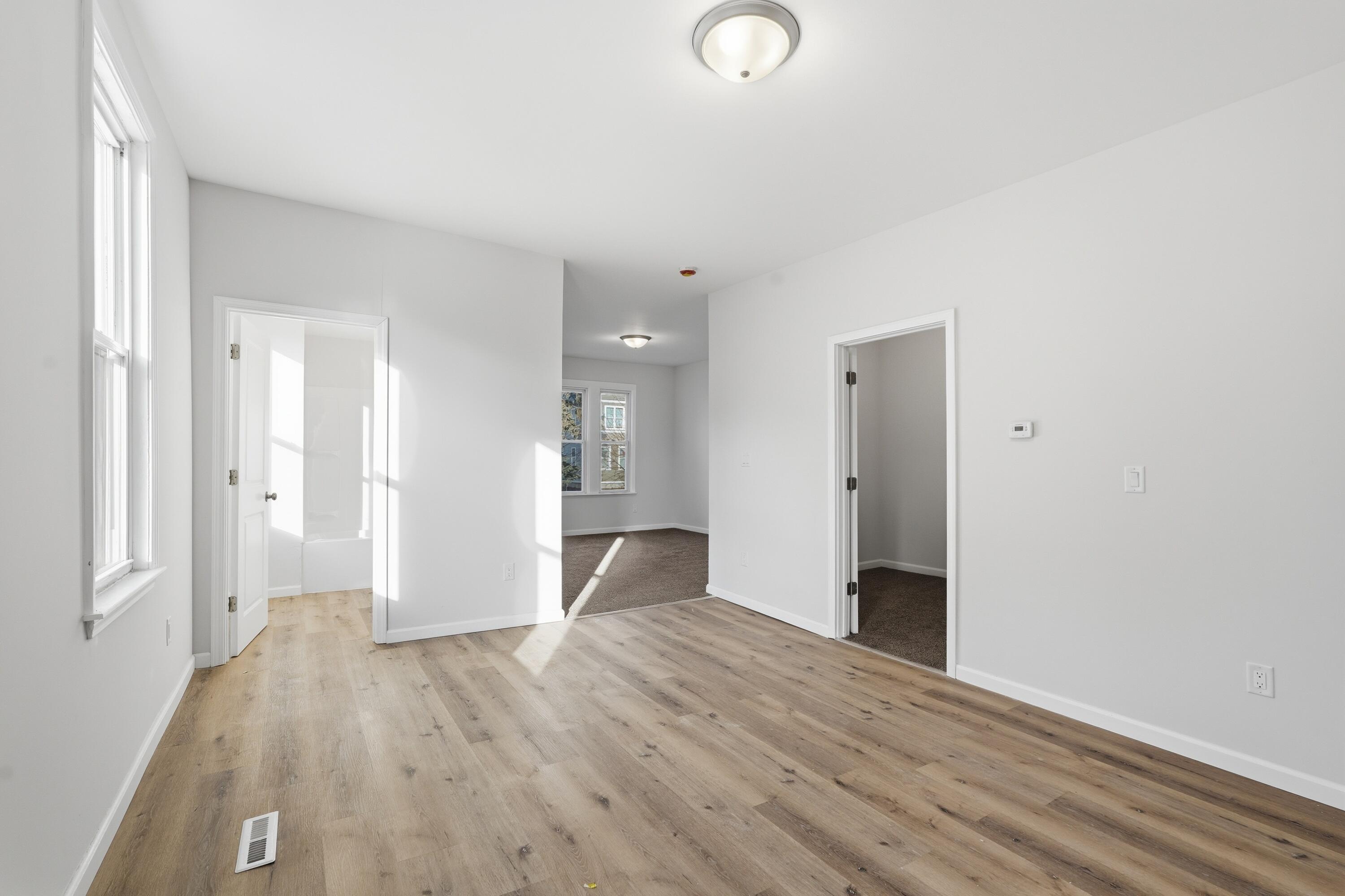 2028 North 23rd Street Milwaukee, WI 53205 - Photo 6 of 20 TMJ05664.jpg-FULL