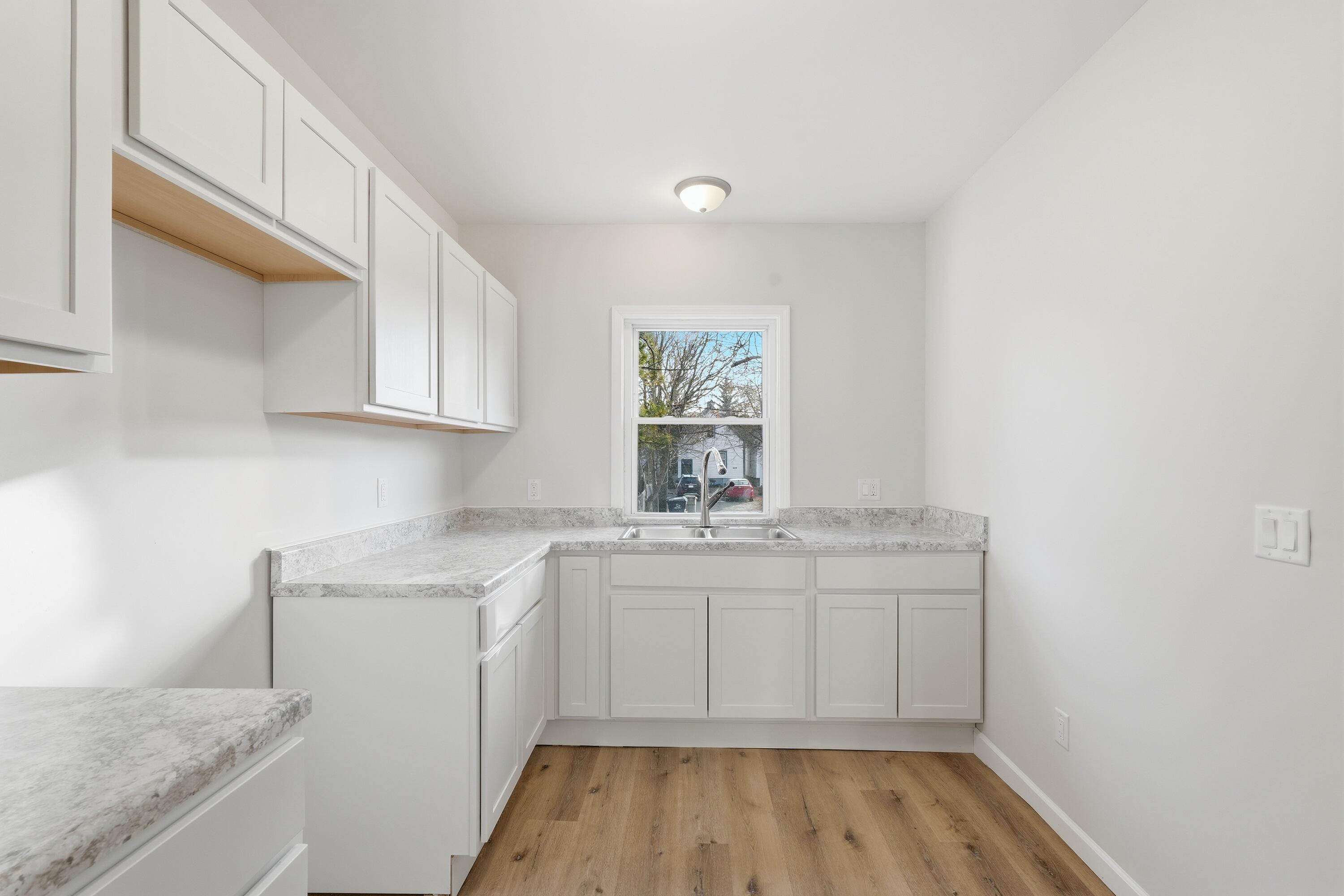 2028 North 23rd Street Milwaukee, WI 53205 - Photo 9 of 20 TMJ05694.jpg-FULL