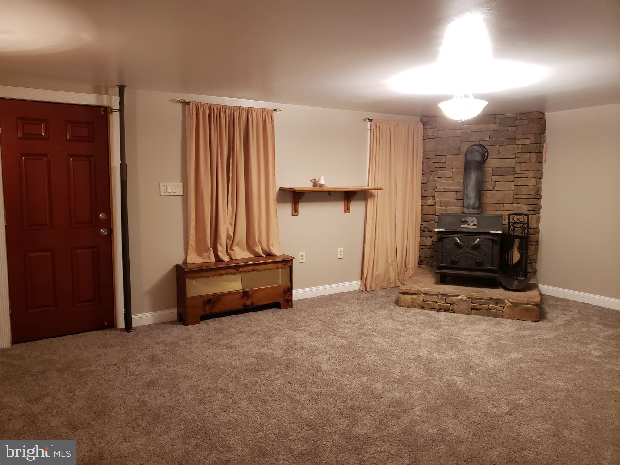 131 Risdon Street Mount Holly, NJ 08060 - Photo 4 of 23 Gallery Image 4