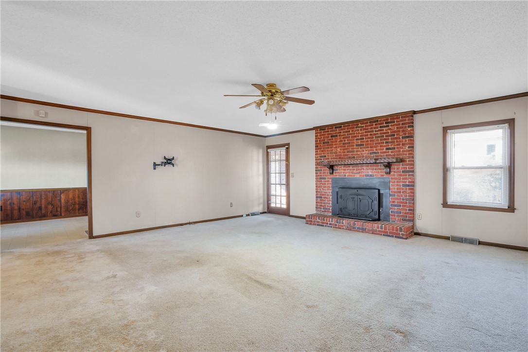 249 Breazeale Road Liberty, SC 29657 - Photo 6 of 35