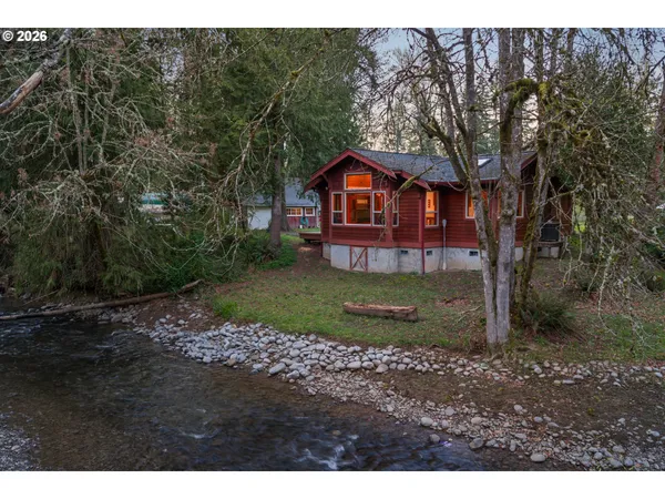 $525,000 | 31965 South Shady Dell Road, Molalla, OR 97038
