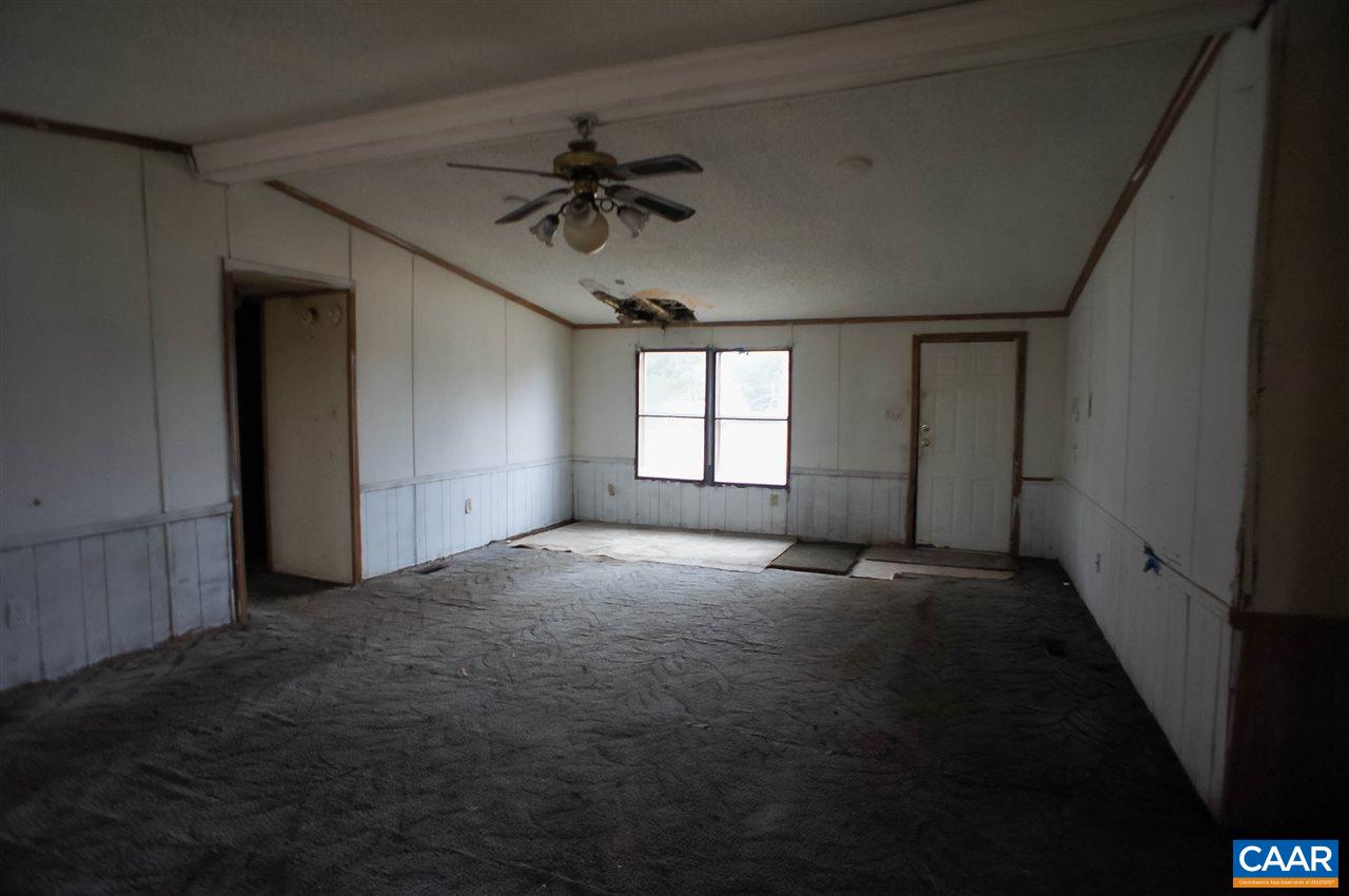1363 Ridge Road Palmyra, VA 22963 - Photo 3 of 10 a view of an empty room and window