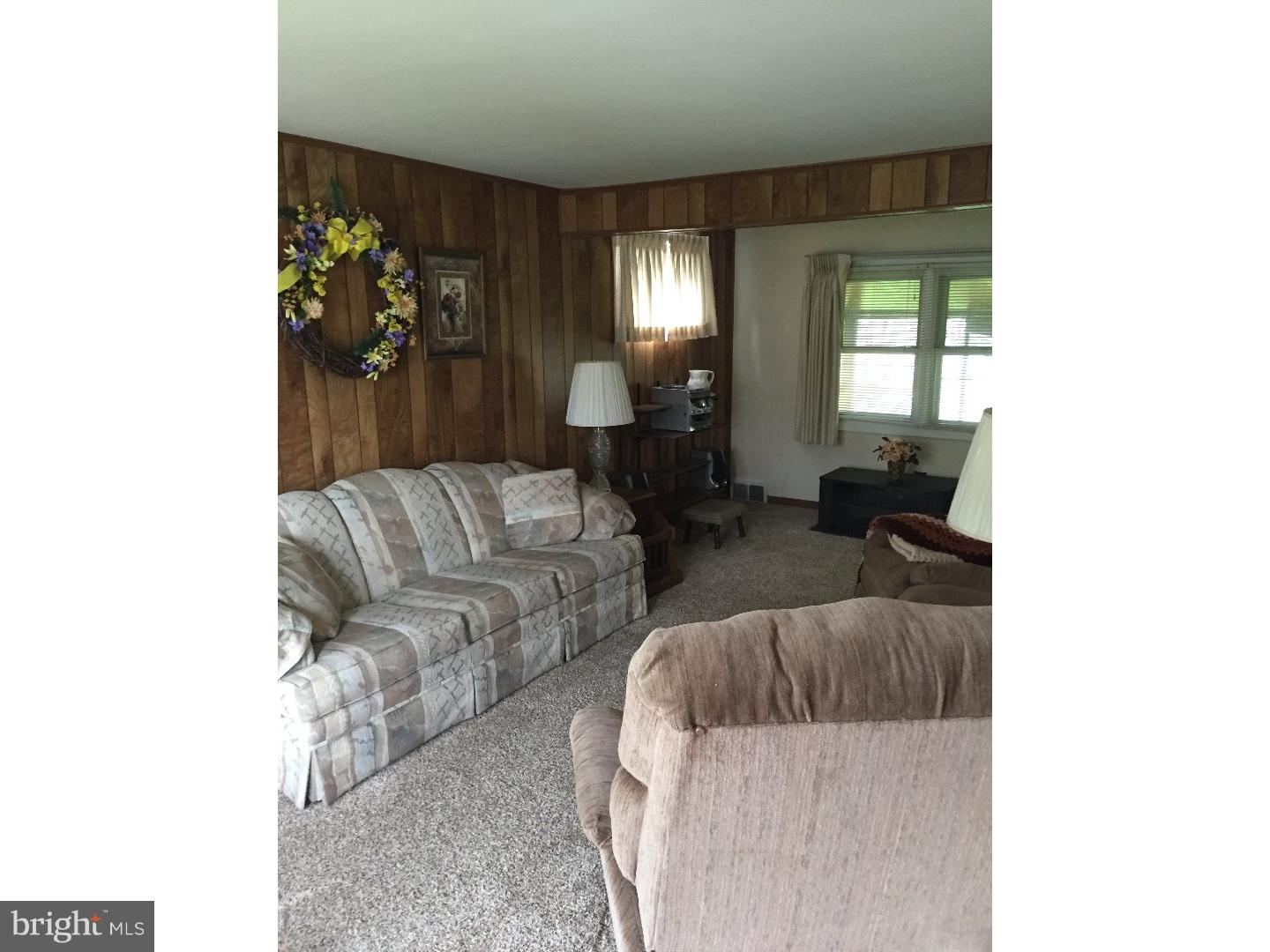 208 West Roland Road Brookhaven, PA 19015 - Photo 10 of 22 Gallery Image 10