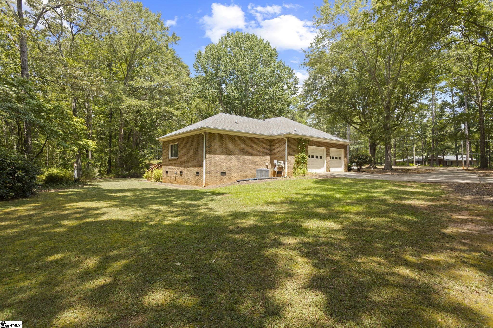 142 Snow Road Pelzer, SC 29669 - Photo 12 of 43