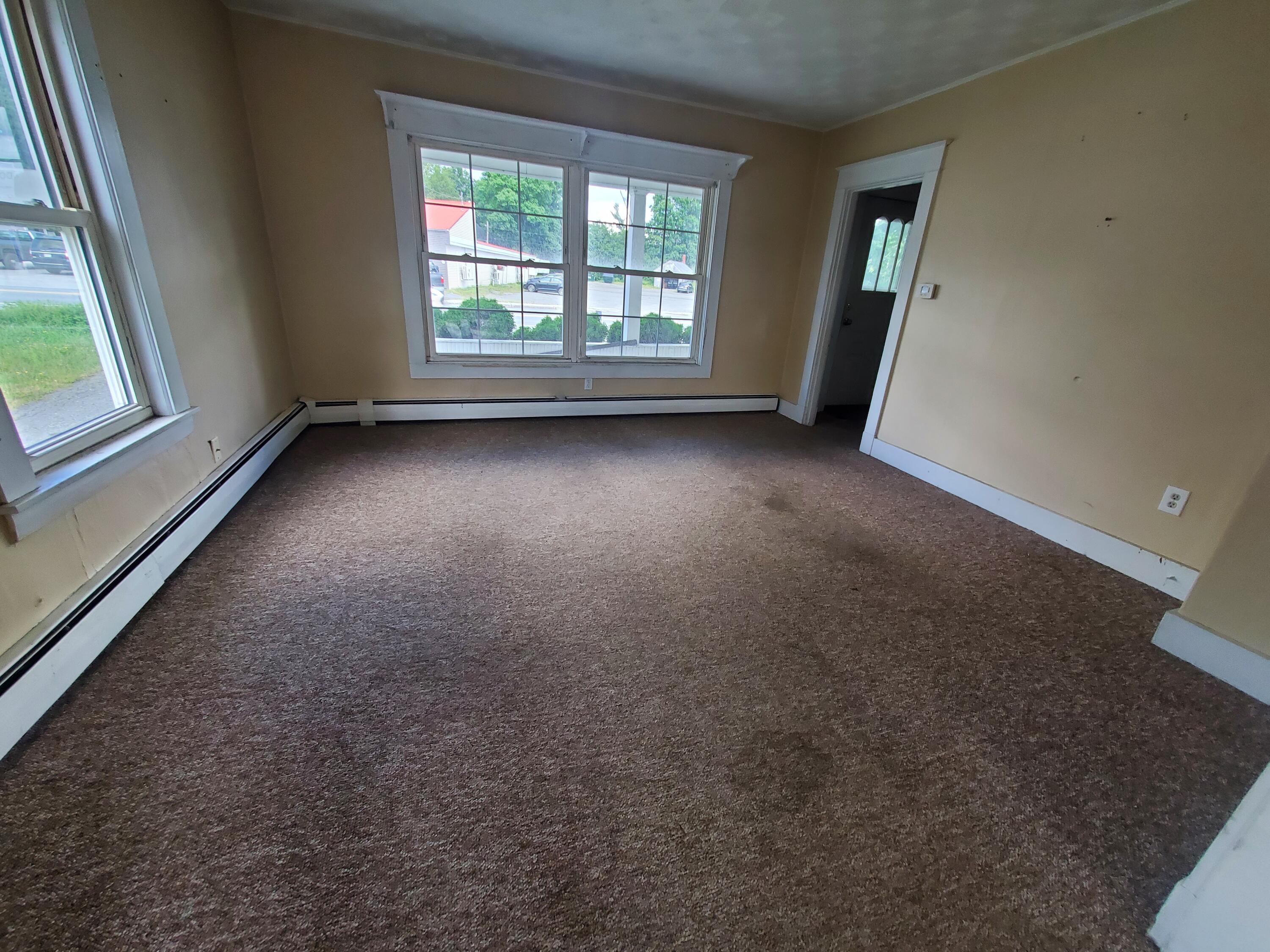 17 Summer Street Dover-Foxcroft, ME 04426 - Photo 3 of 12 20240822_101000
