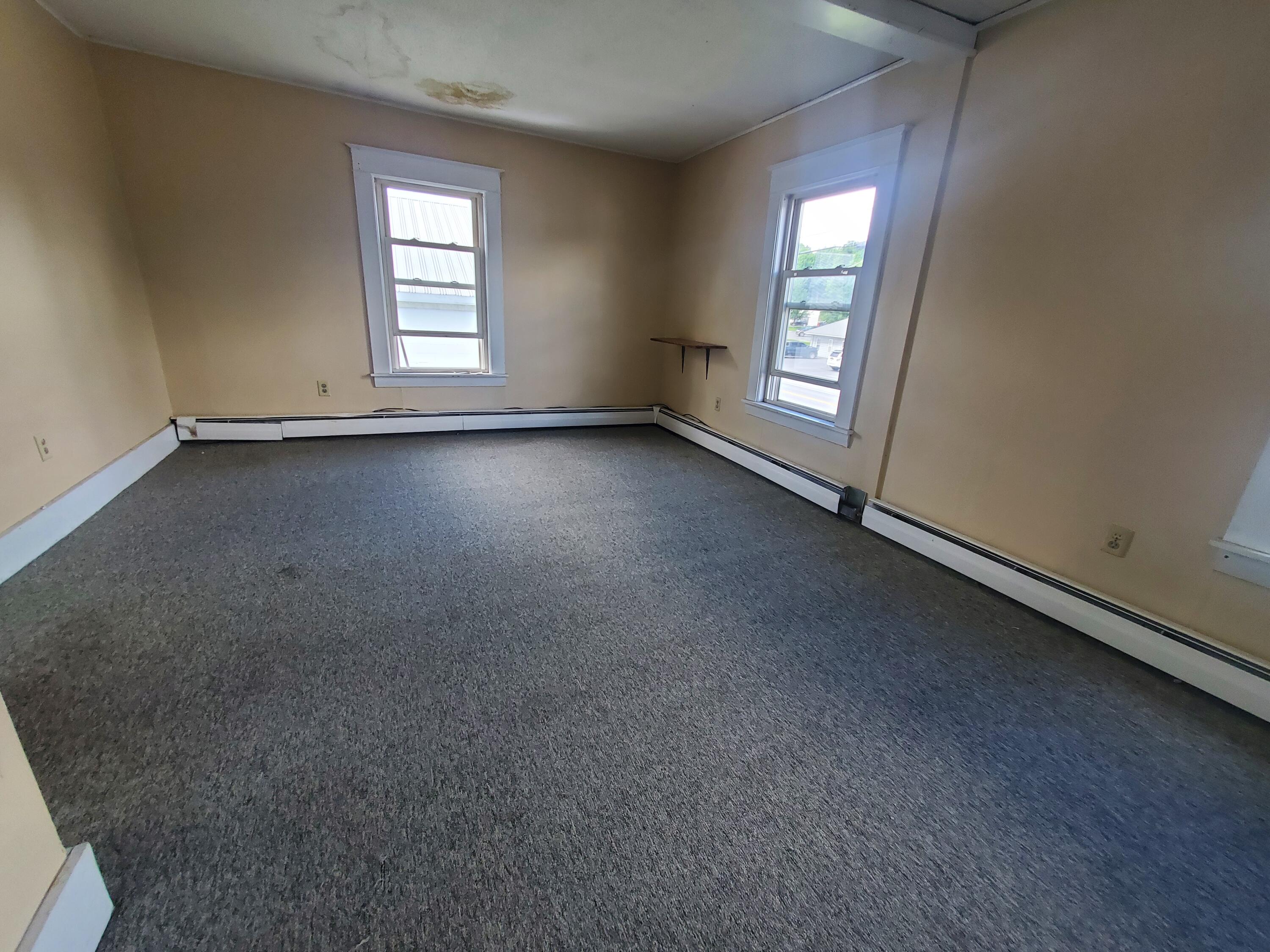 17 Summer Street Dover-Foxcroft, ME 04426 - Photo 9 of 12 20240822_101114