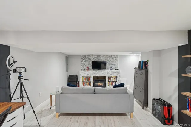 $749,000 | 484 18th Street, West Babylon, NY 11704