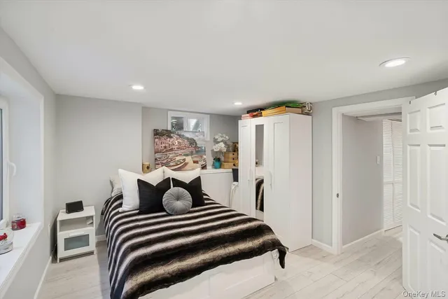 $749,000 | 484 18th Street, West Babylon, NY 11704