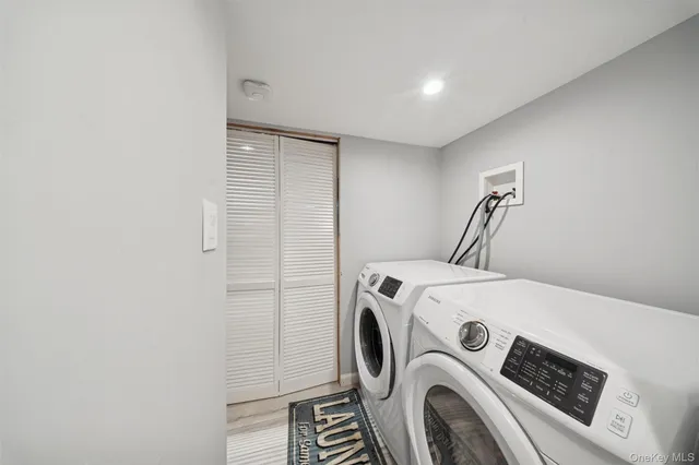 $749,000 | 484 18th Street, West Babylon, NY 11704