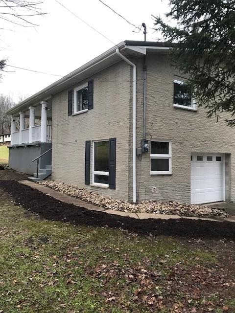 105 Rozantz Lane Ruffs Dale, PA 15679 - Photo 2 of 23