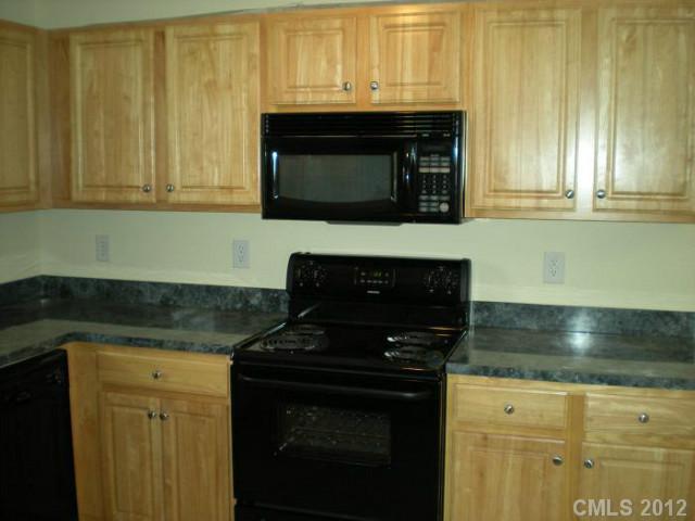 1013 Valley Ridge Road Charlotte, NC 28214 - Photo 5 of 10