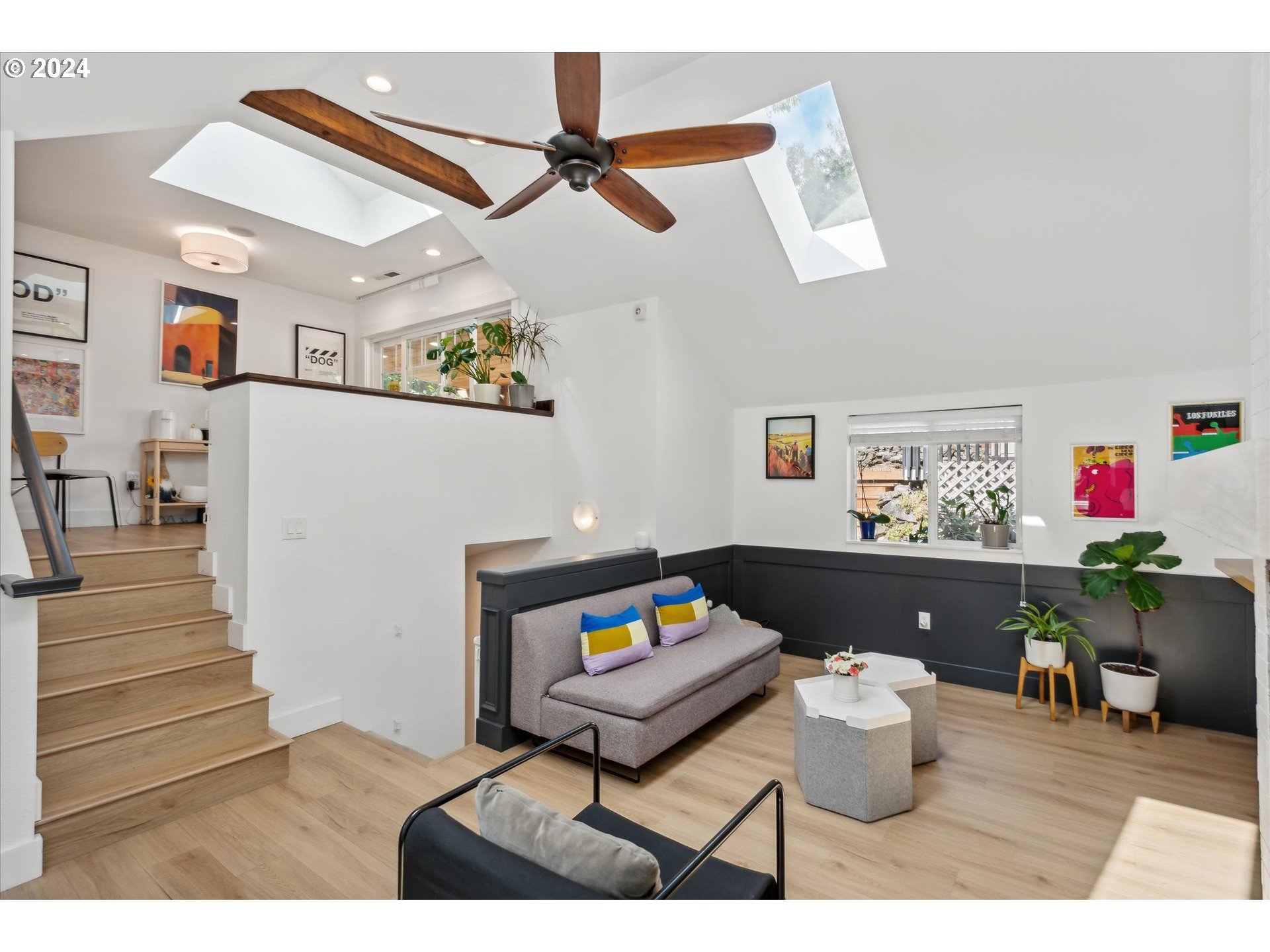 7301 Southwest Capitol Hill Road Portland, OR 97219 - Photo 11 of 46 Gallery Image 11