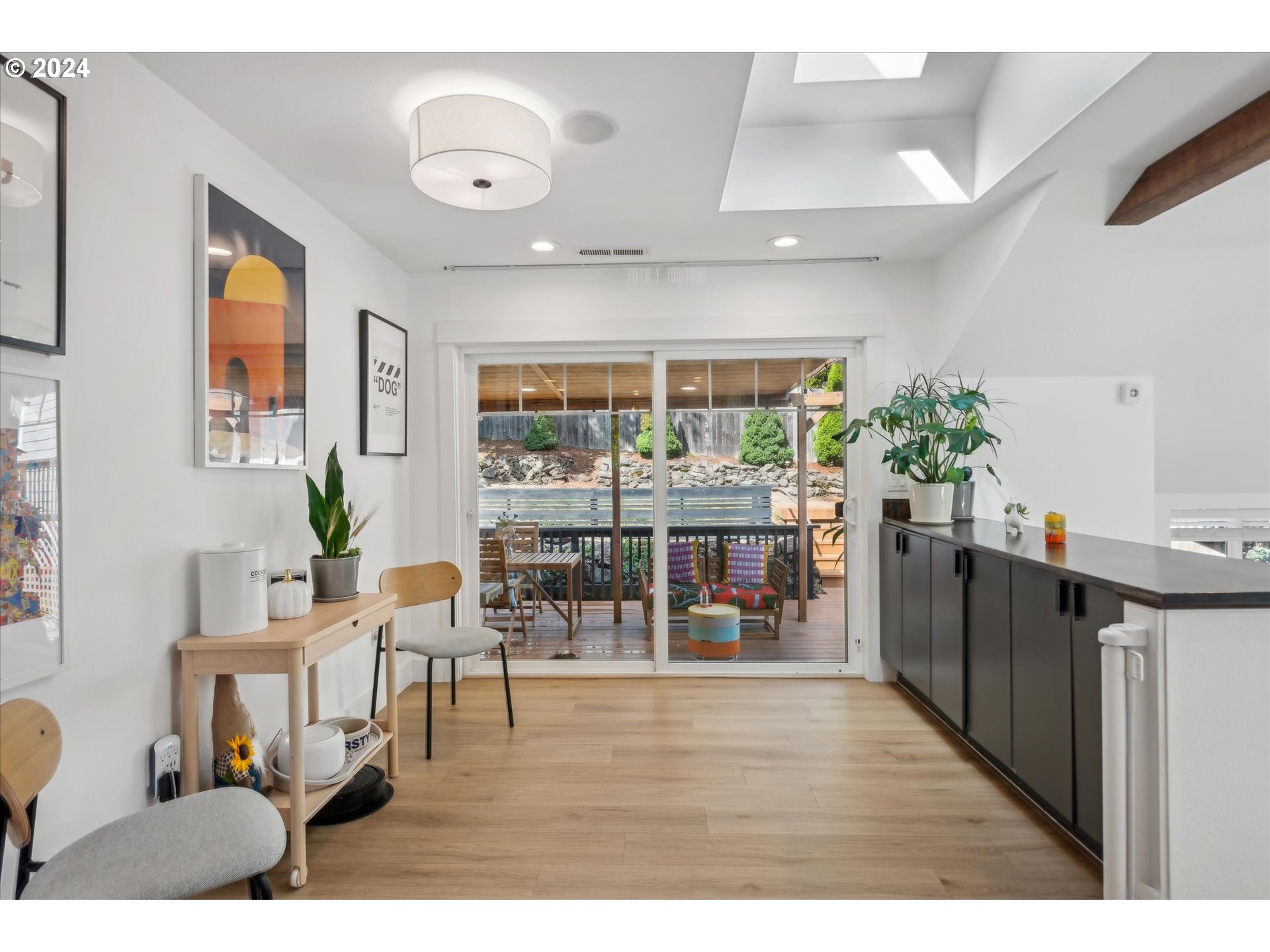7301 Southwest Capitol Hill Road Portland, OR 97219 - Photo 13 of 46 Gallery Image 13