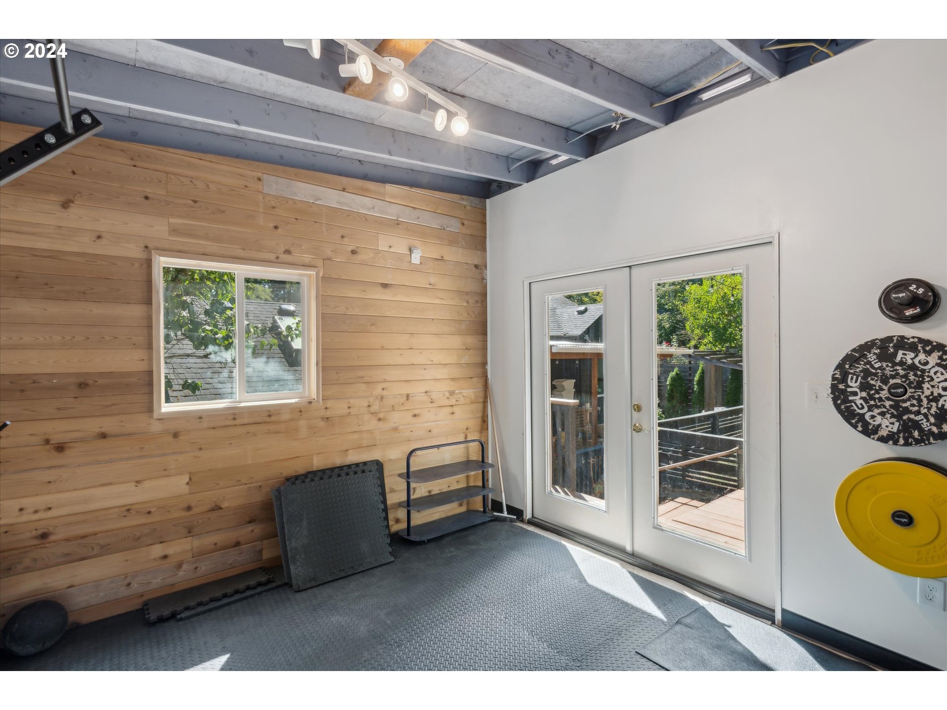 7301 Southwest Capitol Hill Road Portland, OR 97219 - Photo 40 of 46 Gallery Image 40