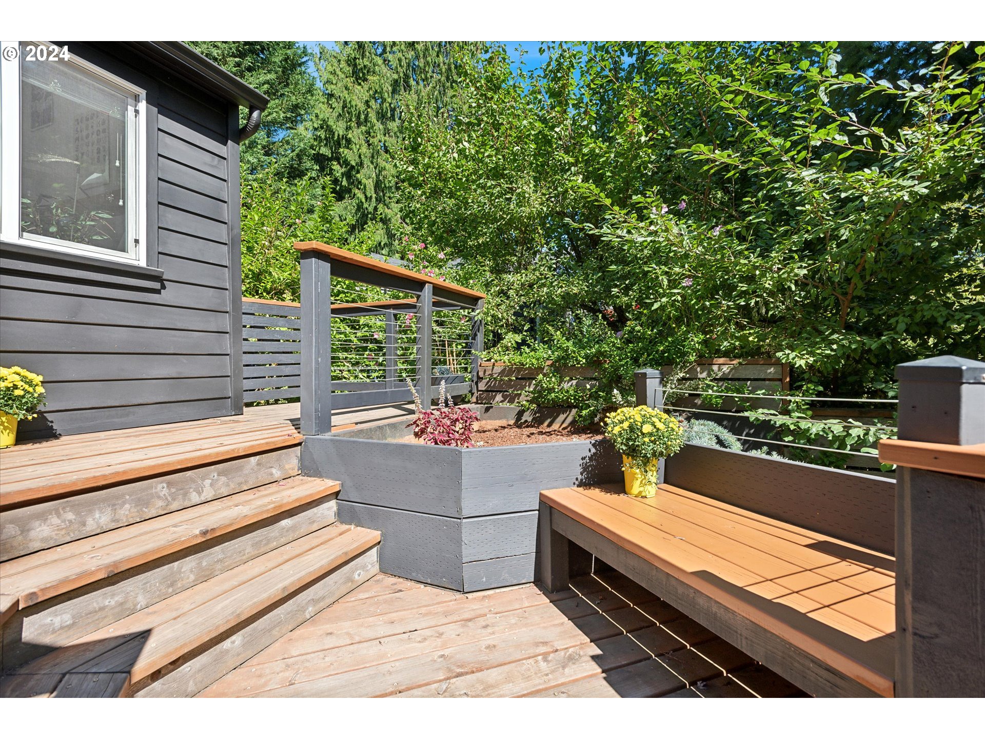 7301 Southwest Capitol Hill Road Portland, OR 97219 - Photo 6 of 46 Gallery Image 6