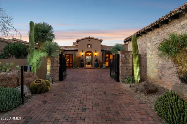 $4,550,000 | 10986 East Wildcat Hill Road, Scottsdale, AZ 85262