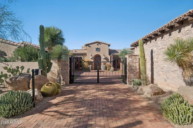 $4,550,000 | 10986 East Wildcat Hill Road, Scottsdale, AZ 85262