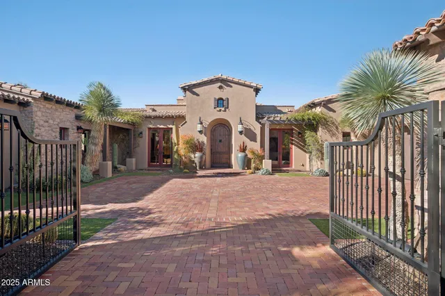 $4,550,000 | 10986 East Wildcat Hill Road, Scottsdale, AZ 85262