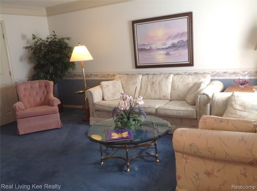 1726 Hillcrest Drive Rochester, MI 48306 - Photo 2 of 38 Living room view 2.jpg