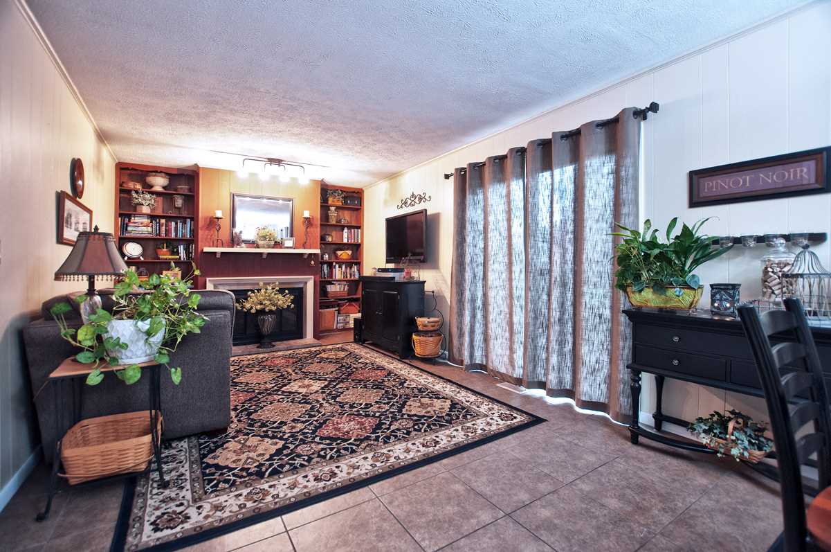 5015 Craig Road South Bend, IN 46614 - Photo 11 of 28 Gallery Image 11
