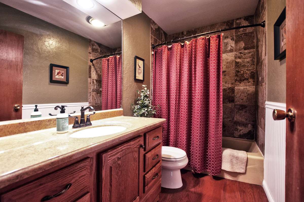 5015 Craig Road South Bend, IN 46614 - Photo 15 of 28 Gallery Image 15