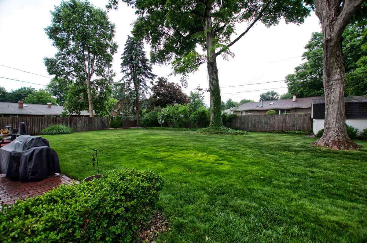 5015 Craig Road South Bend, IN 46614 - Photo 27 of 28 Gallery Image 27
