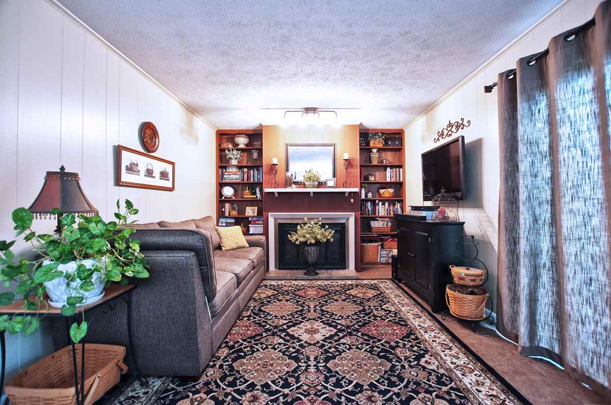 5015 Craig Road South Bend, IN 46614 - Photo 10 of 28 Gallery Image 10