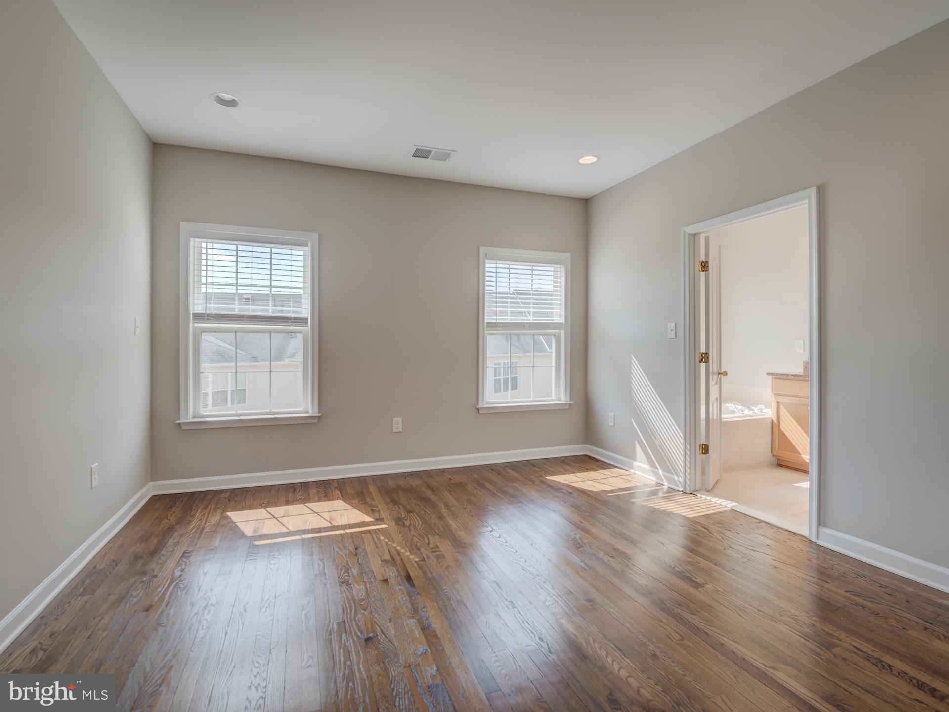 42451 Magellan Square Brambleton, VA 20148 - Photo 21 of 45