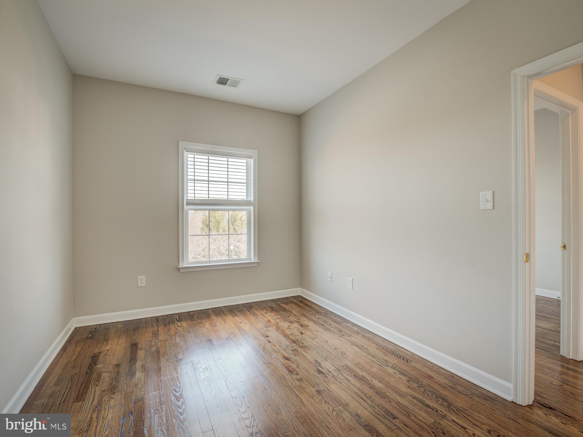 42451 Magellan Square Brambleton, VA 20148 - Photo 28 of 45 Second Bedroom