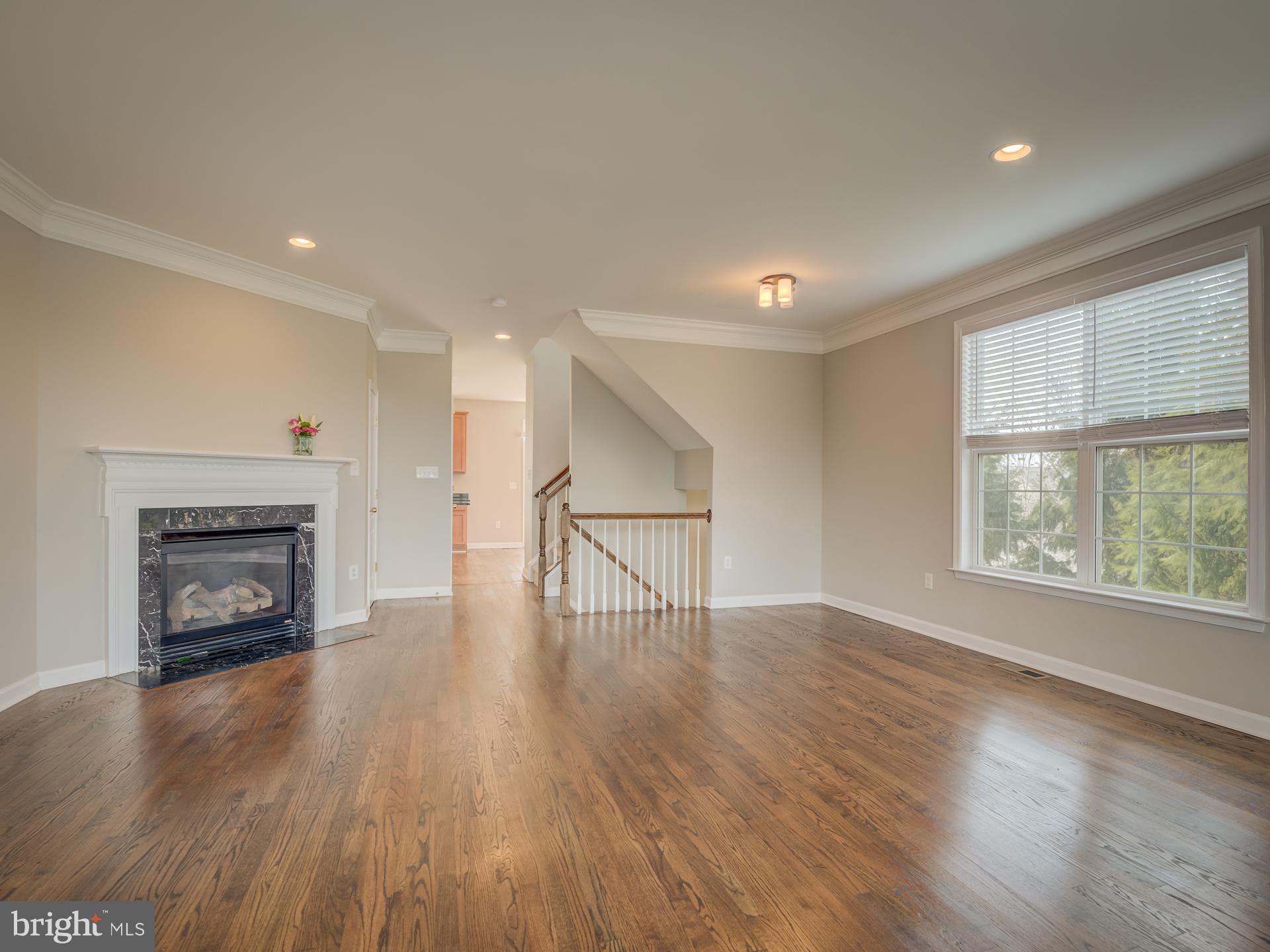 42451 Magellan Square Brambleton, VA 20148 - Photo 6 of 45