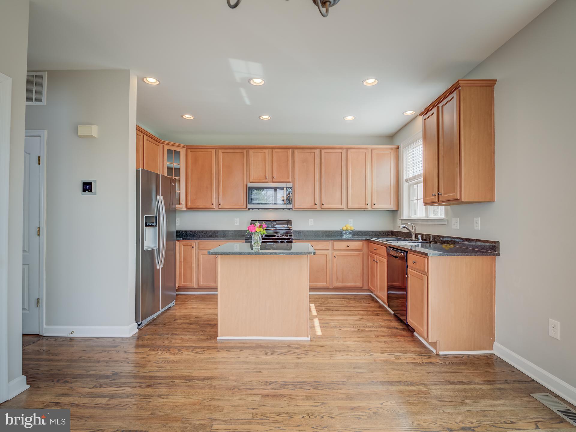 42451 Magellan Square Brambleton, VA 20148 - Photo 10 of 45