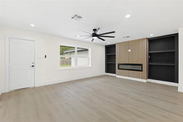 $460,000 | 5514 Cheena Drive, Houston, TX 77096