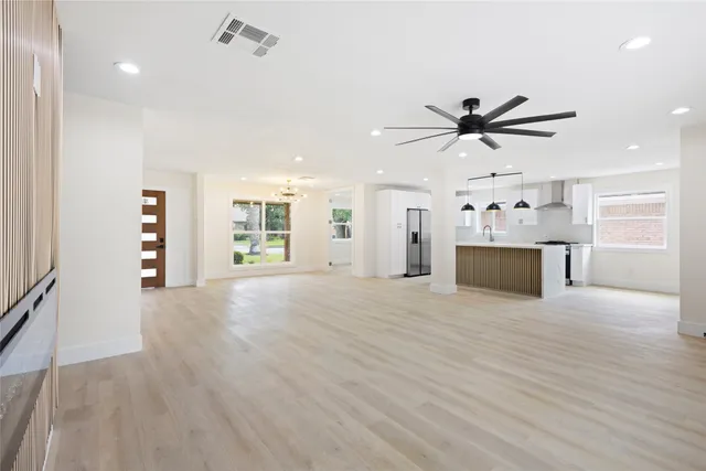 $460,000 | 5514 Cheena Drive, Houston, TX 77096