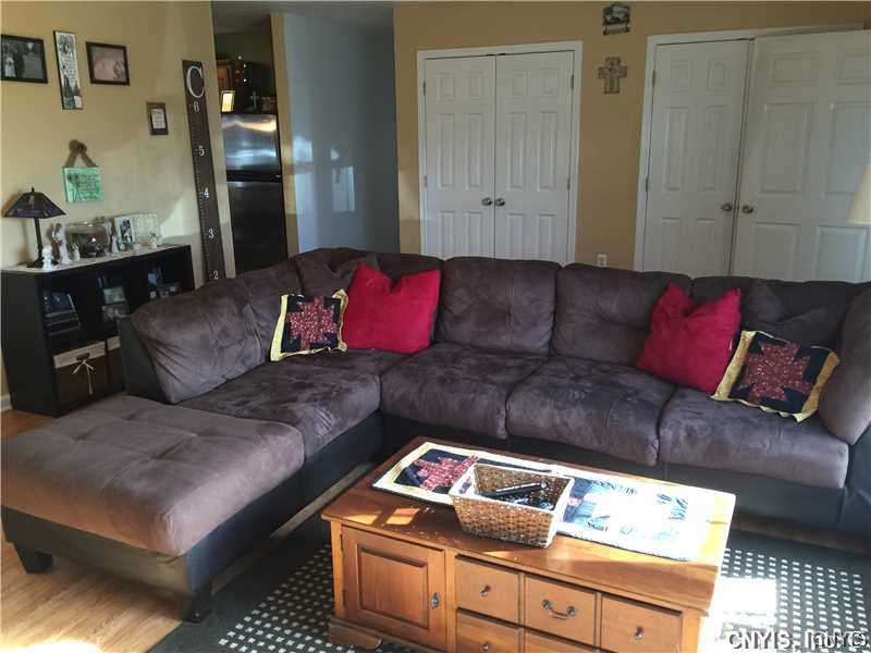 5303 Kamryn Road Lowville, NY 13367 - Photo 10 of 24 Living Room.