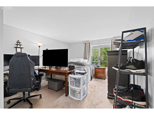 $329,900 | 17516 Northwest Springville Road, Unit B12, Portland, OR 97229