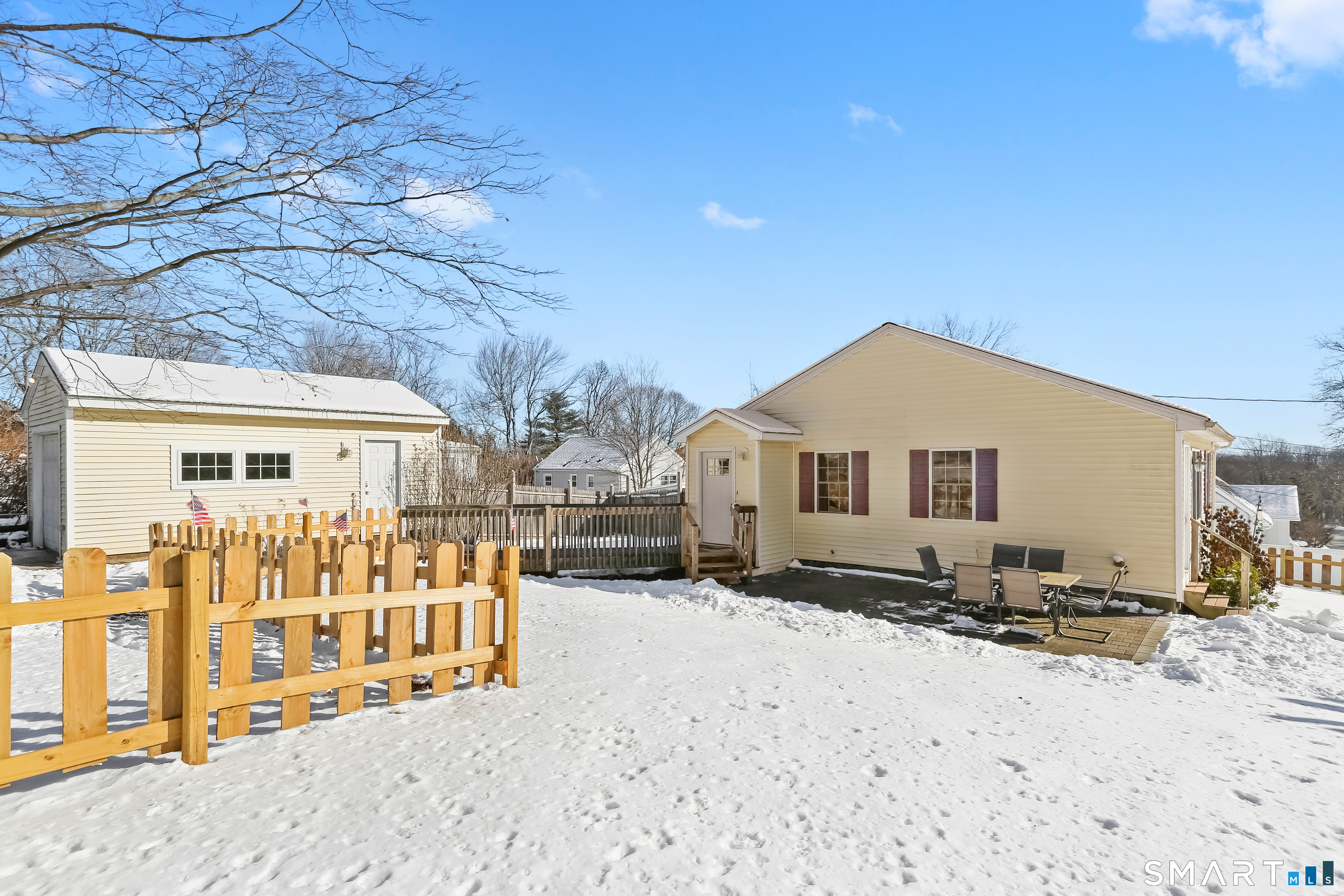 75 Middlebrooks Avenue Trumbull, CT 06611 - Photo 24 of 25