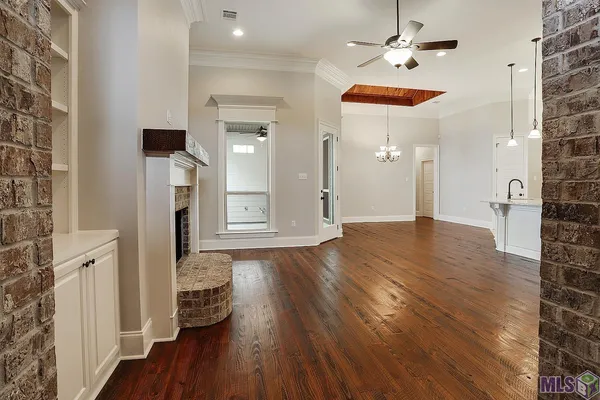 $2,350 | 41050 Galvez Trails Boulevard, Prairieville, LA 70769