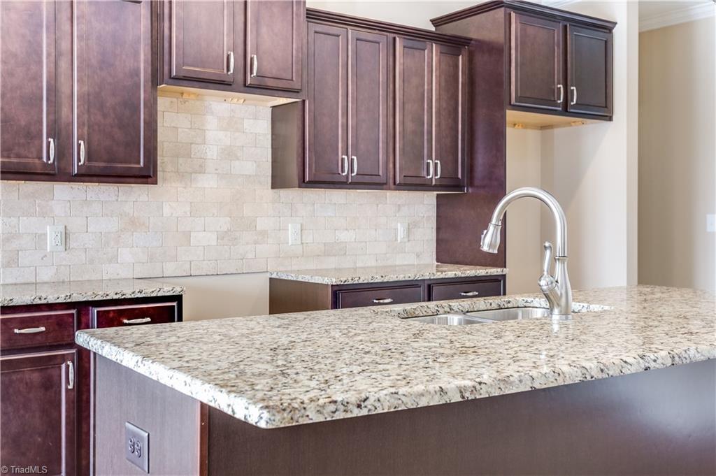 8359 Tralee Road Clemmons, NC 27012 - Photo 4 of 20