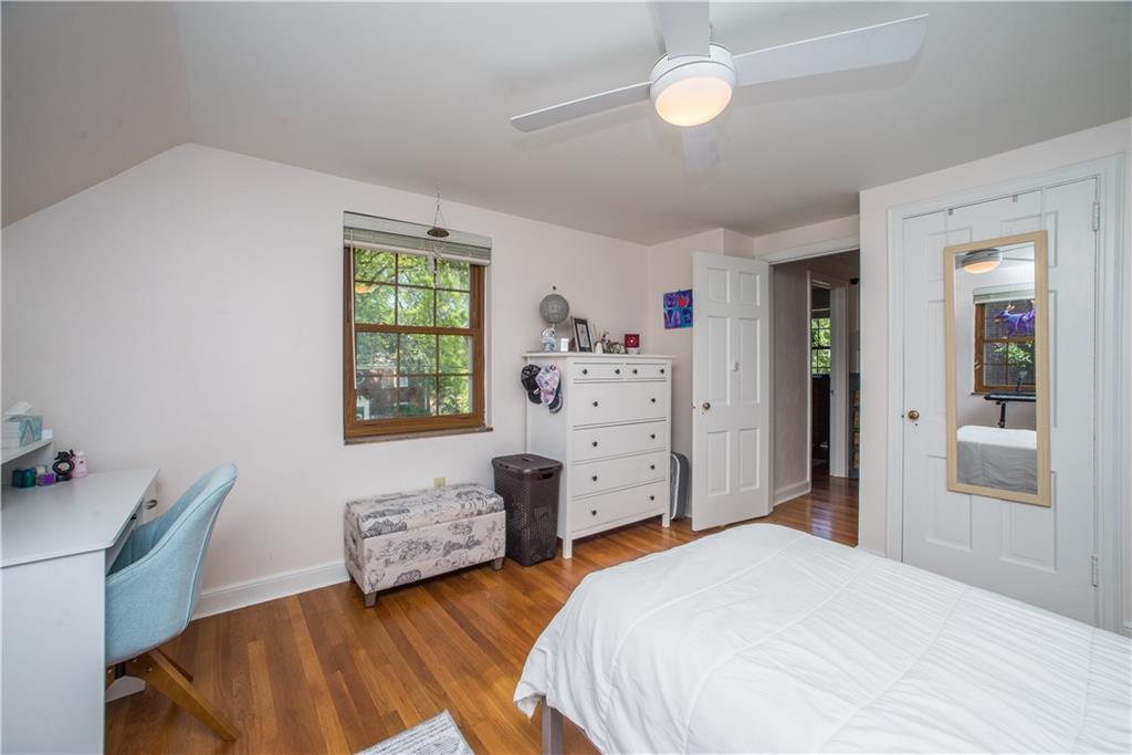 554 Westover Road Pittsburgh, PA 15228 - Photo 16 of 25 Gallery Image 16
