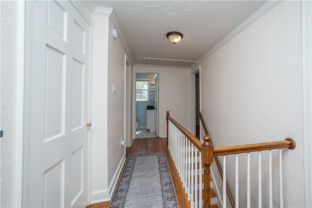 554 Westover Road Pittsburgh, PA 15228 - Photo 18 of 25 Gallery Image 18